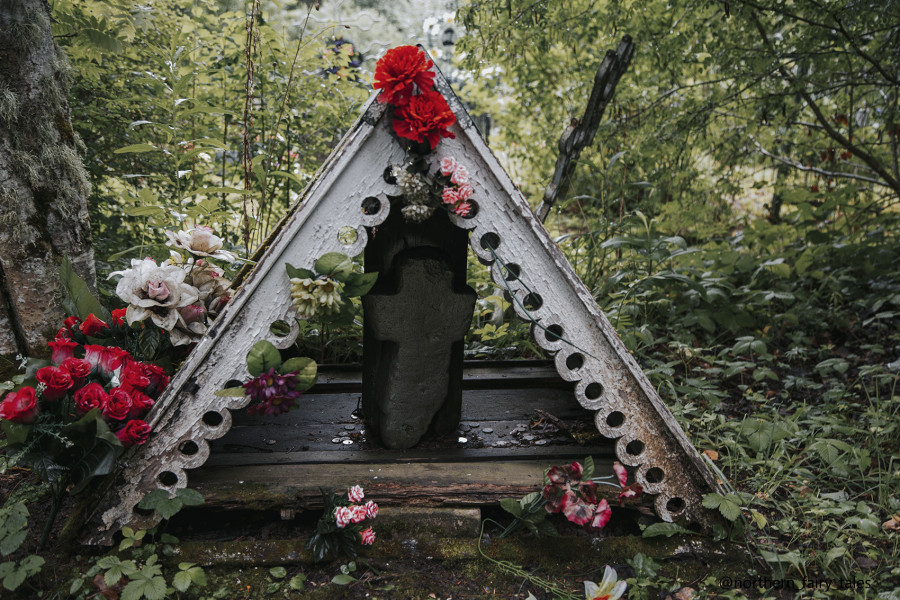 Worlds of the Dead of the Old Belief