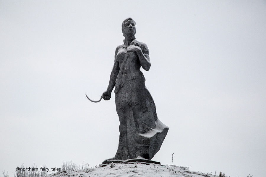 The Pskov Collective Farm Woman — Late Soviet Macabre and the Mother Russia Icon