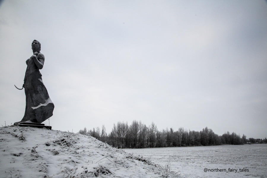 The Pskov Collective Farm Woman — Late Soviet Macabre and the Mother Russia Icon
