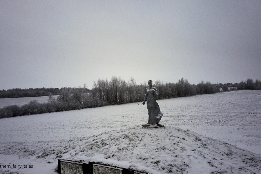 The Pskov Collective Farm Woman — Late Soviet Macabre and the Mother Russia Icon