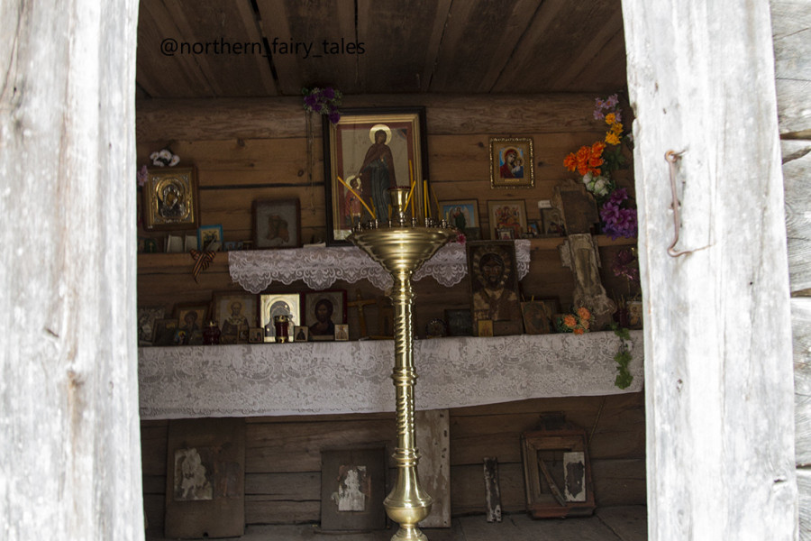 Roadside Chapel of Cyricus and Julitta — Magic of Old Northern Roads
