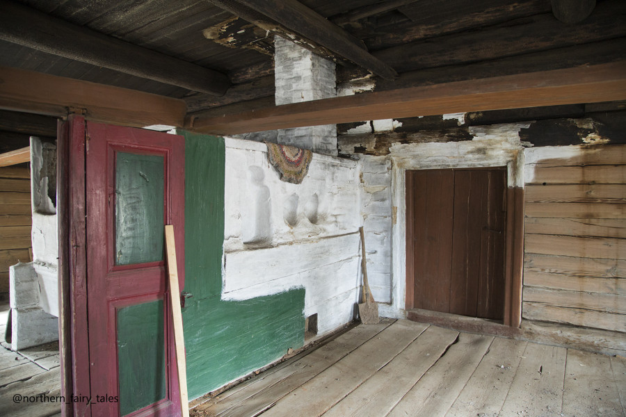 Haluy IV, or the Smokehouse Hut