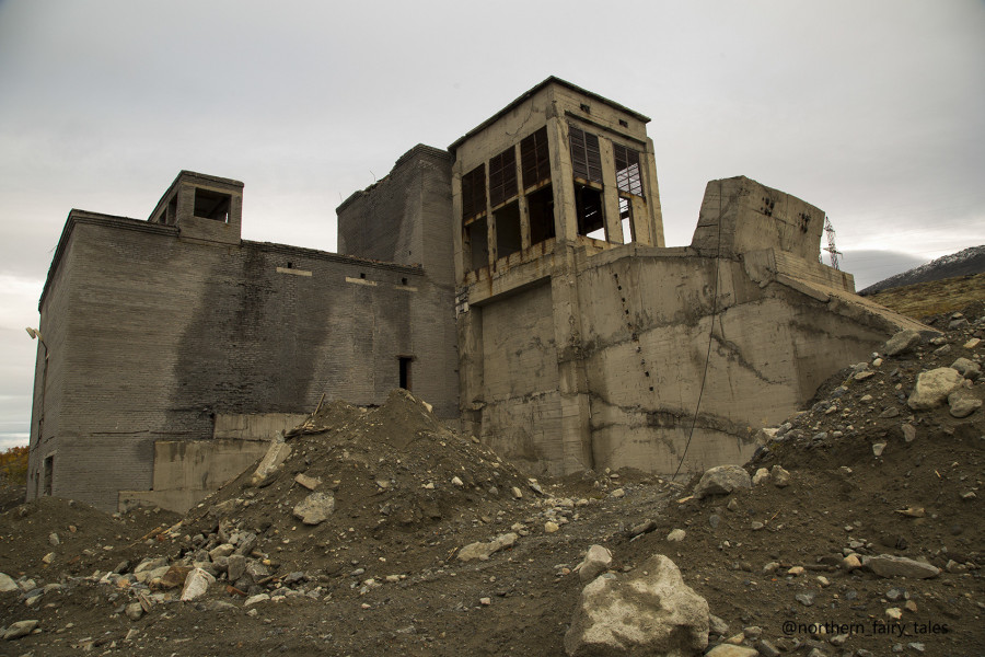 Umbosersky Mine: Ruins in the Lovozero Tundra