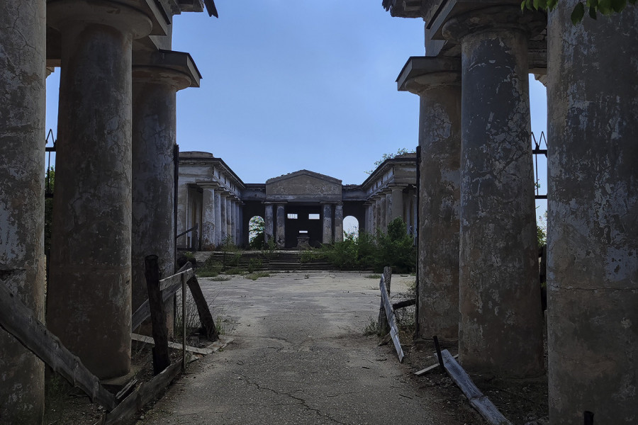 The Castle of Red Death: The Mortuary of Volzhsky