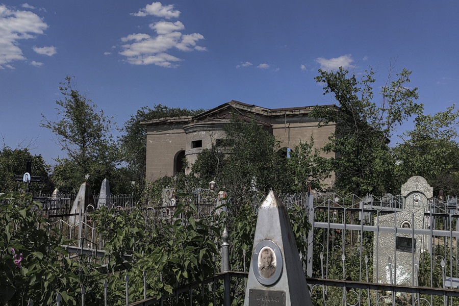 The Castle of Red Death: The Mortuary of Volzhsky